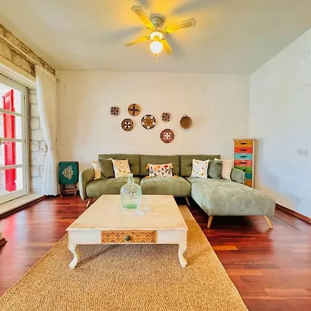 Alacati Koeyici Agrilia House Villa