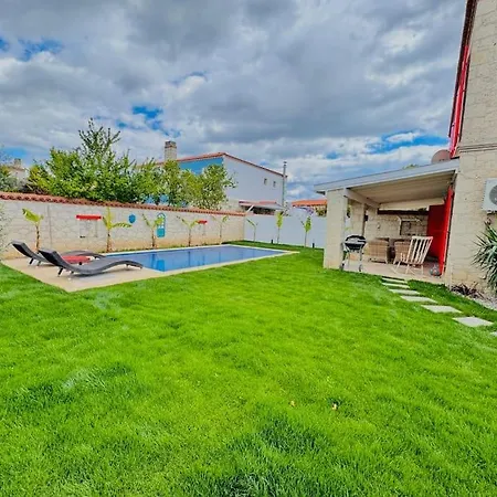 Alacati Koeyici Agrilia House Cesme